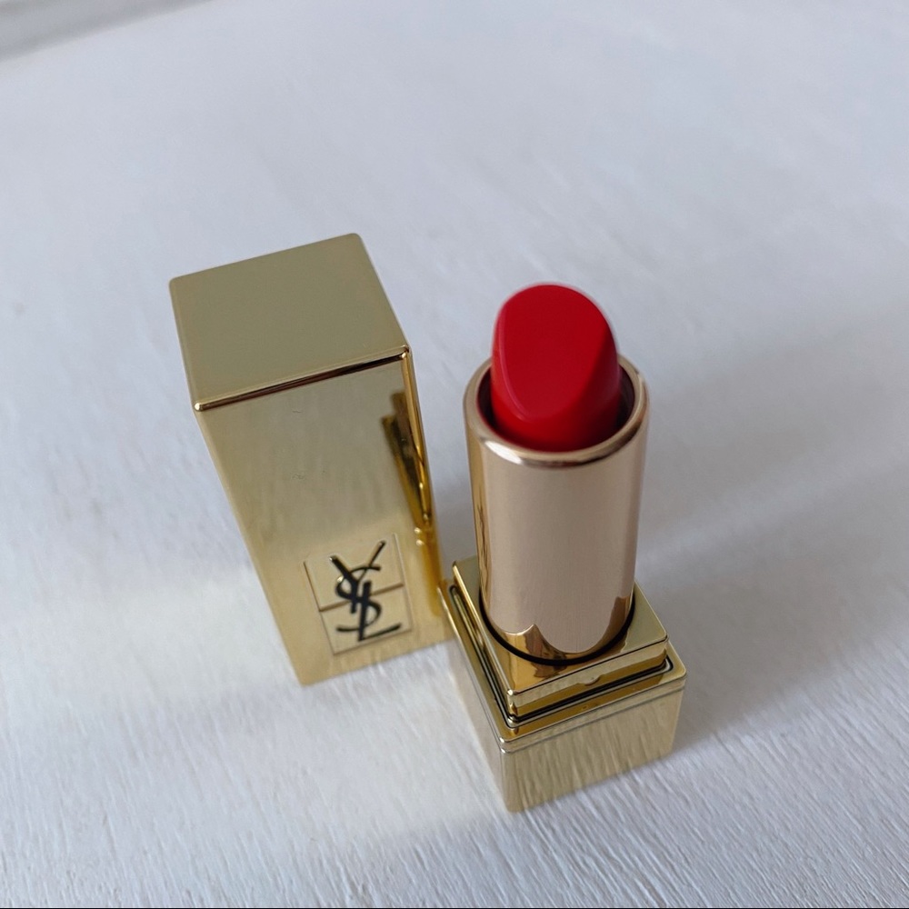NEW Yves Saint Laurent Pur Couture Mini Lipstick